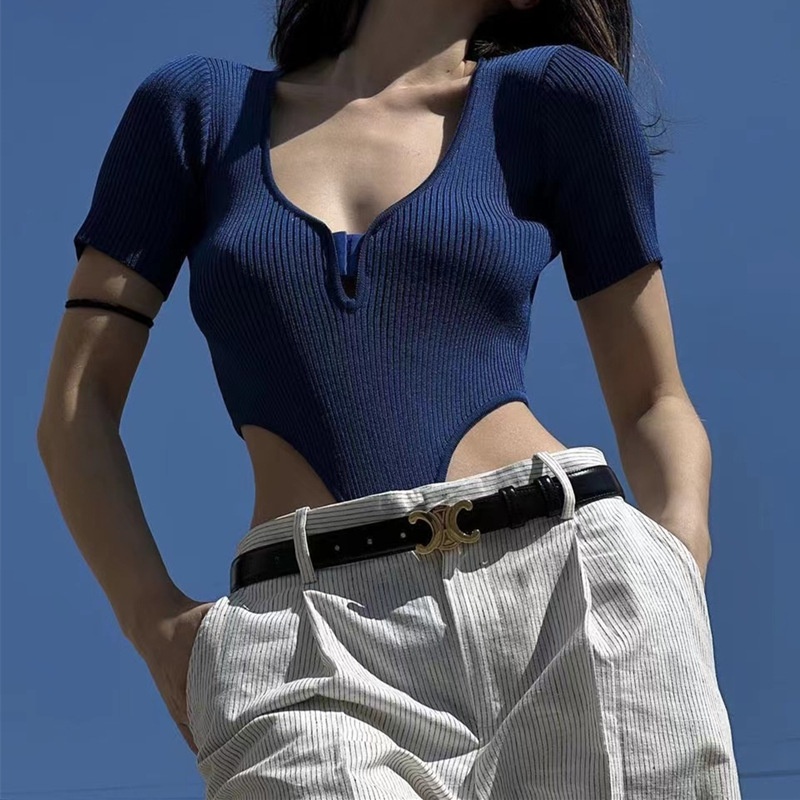 Jumpsuit Tay Ngắn Cổ Chữ V Màu Trơn Thiết Kế Quyến Rũ