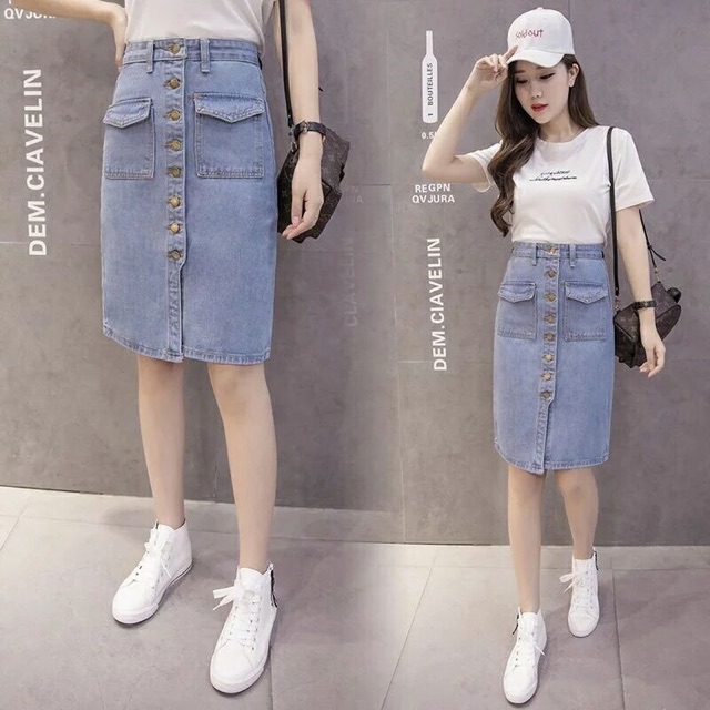 Chân váy bò dáng dài đính cúc | BigBuy360 - bigbuy360.vn