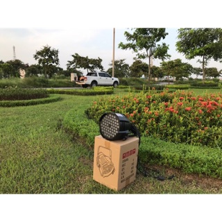 Đèn led sân khâu 54 bóng ( chuyển màu bằng điều khiển )