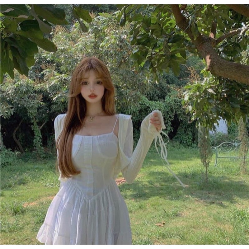 SET ĐẦM HAI DÂY TRẮNG CHÂN BÈO KÈM KHOÁC CROP 🤍🤍