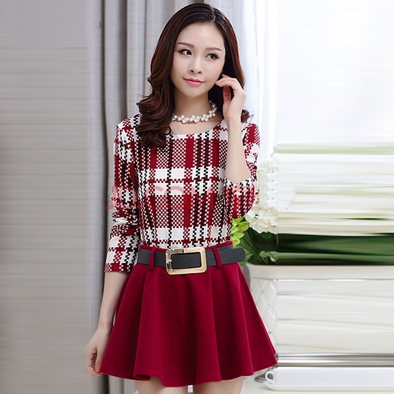 Set Áo Caro Phối Chân Váy Xòe Kèm Belt Thanh Lịch
