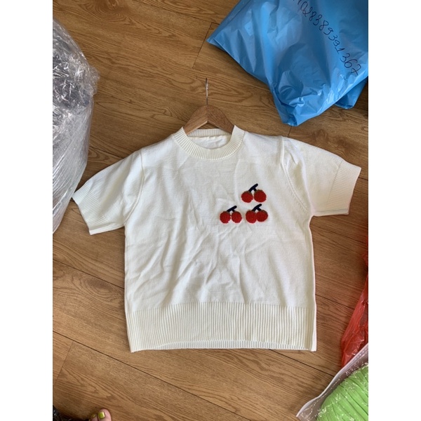 Áo len dệt kim hình cherry dễ thương