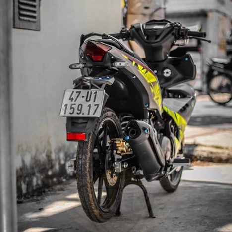 Tem rời exciter 150 y15zr màu vàng chanh chất liệu keo in mccal màng bóng.