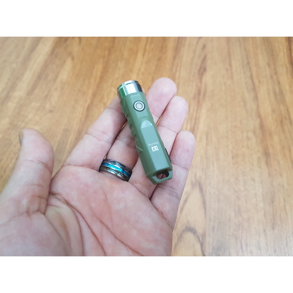 Đèn pin RovyVon A1x