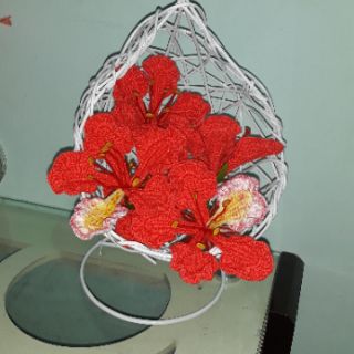 Cánh hoa phượng móc len sợi