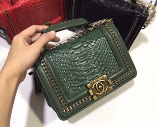 Túi CN da rắn viền xích size 20 ,25