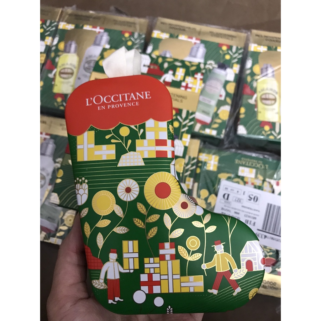 Set dưỡng body và dưỡng da tay Loccitane Almond Holiday Ornament