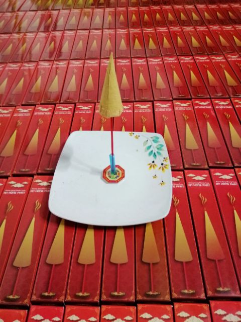 Combo 10 tặng 1 cây nhang xông phong thủy AN HỒNG PHÁT loại đặc biệt linh nghiệm | BigBuy360 - bigbuy360.vn