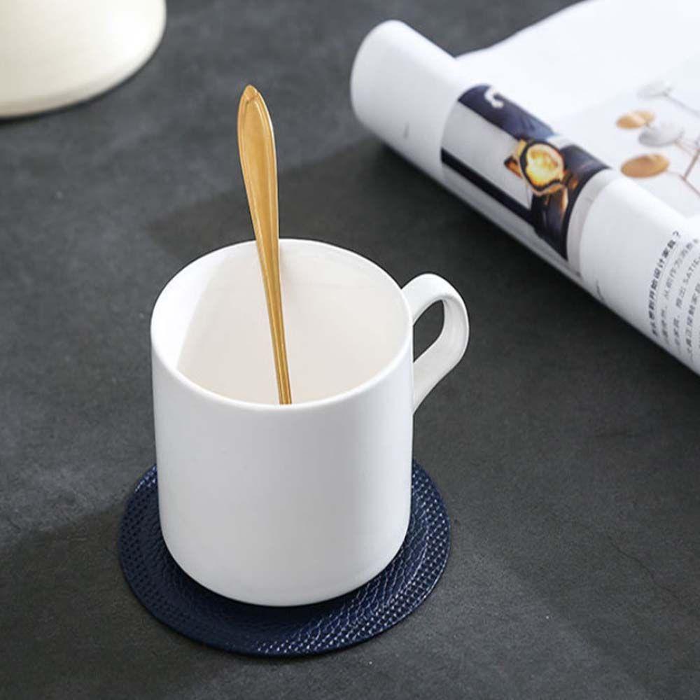 Set 4 / 8 Đế Lót Ly Bằng Nhựa Tiện Dụng