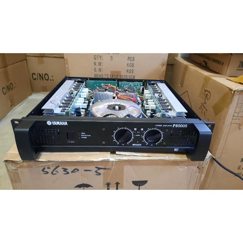 Đẩy công suất Yamaha P8000S