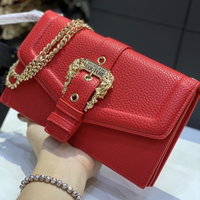 Túi Versace Jeans couture chain crossbody bag đỏ quá xuất sắc