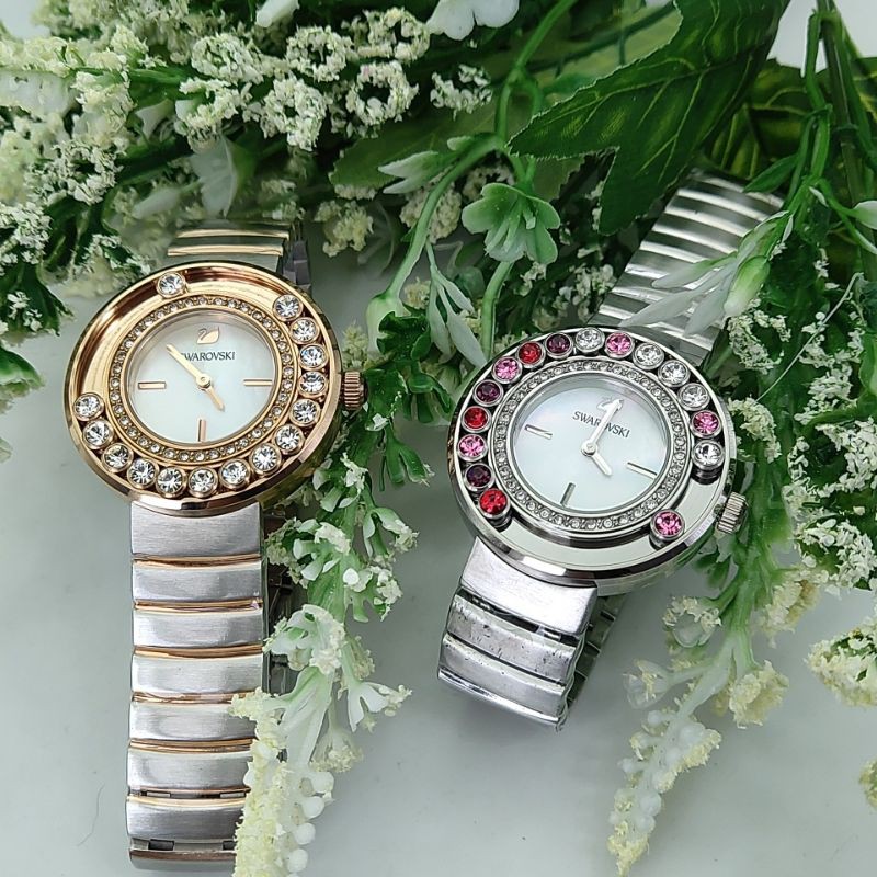 ĐỒNG HỒ SWAROVSKI NỮ LỘ ĐÁ VIỀN