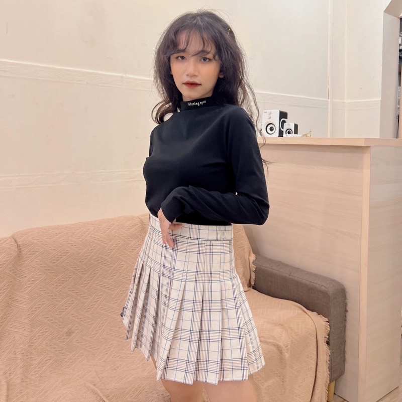 Áo cổ lọ tay dài kissing spot