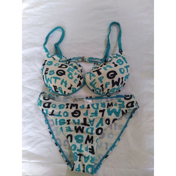 Pass bộ bikini 2hand