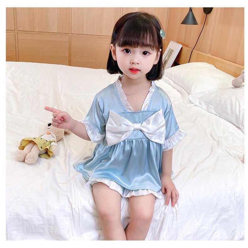 Bộ Đồ Ngủ Bằng Lụa Mát Mỏng Thời Trang Dễ Thương Dành Cho Bé Gái