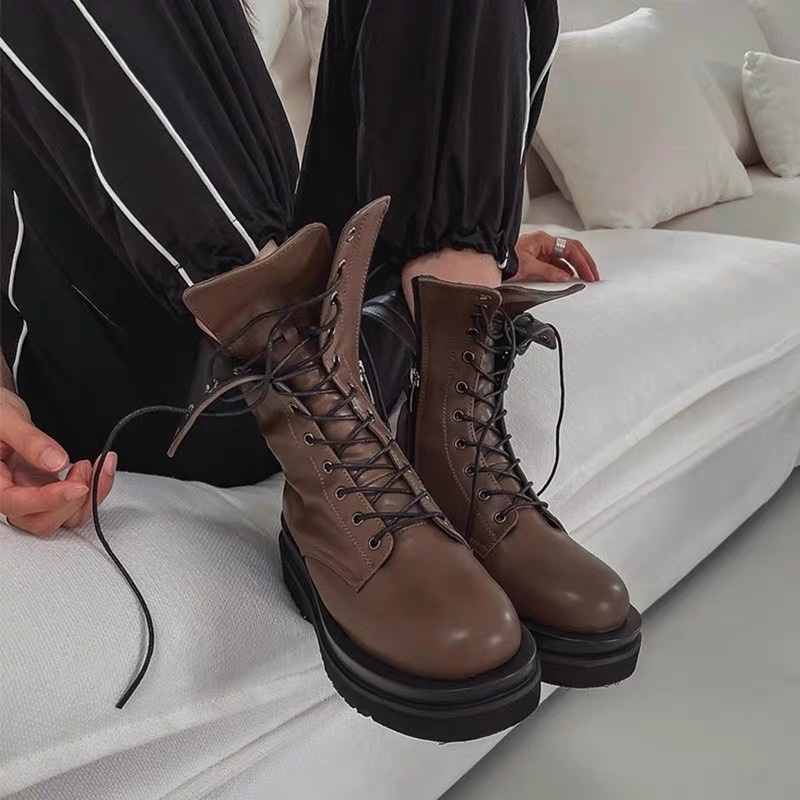 [ ẢNH THẬT CUỐI ] BOOTS CAO CỔ THẮT DÂY MÀU NÂU CỔ ĐIỂN PHONG CÁCH RETRO CHO NỮ | BigBuy360 - bigbuy360.vn