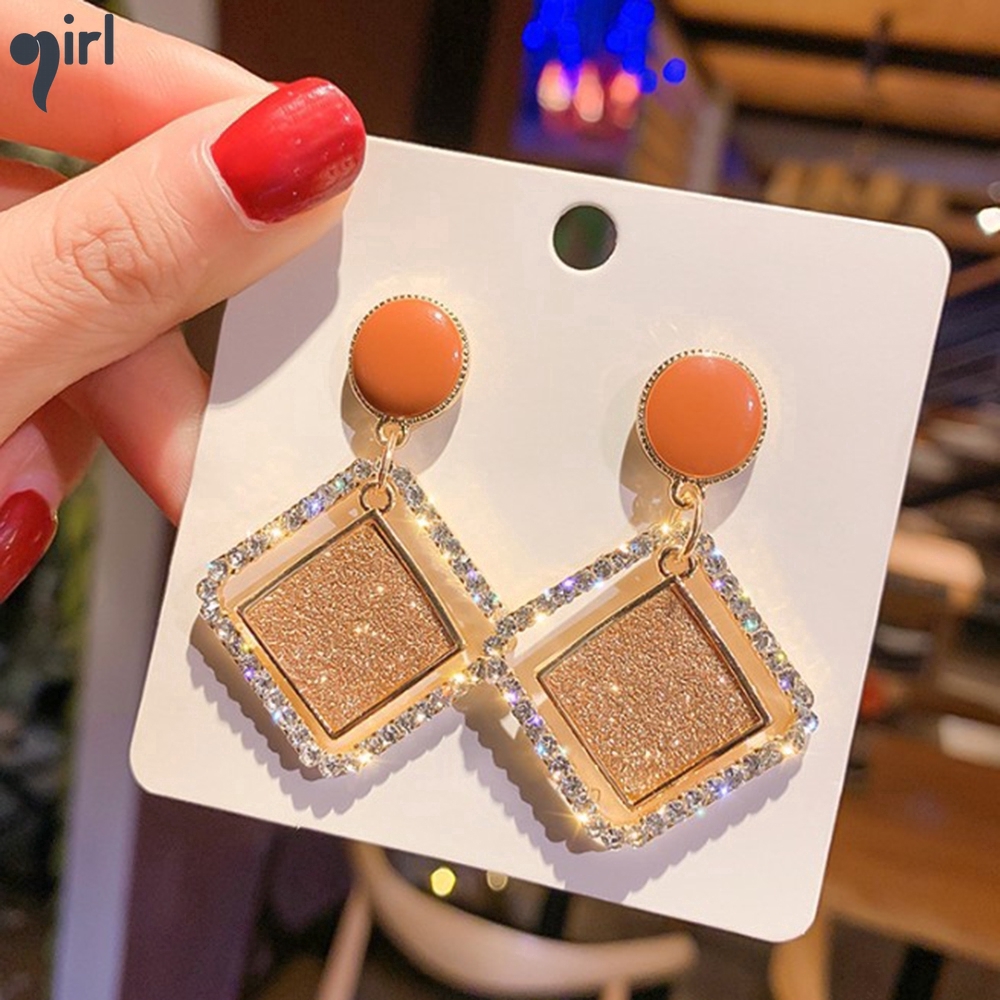 Khuyên tai thời trang mặt hình khối độc đáo cho nữ