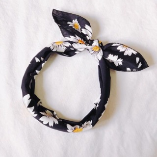 Khăn tuban vuông hoa cúc trắng 60-60