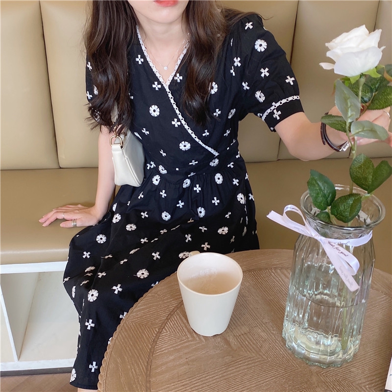 Đầm Tay Phồng In Hoa Thiết Kế Cổ Chữ V Xinh Xắn 35712