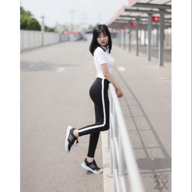 Quần Legging Đen 1 Sọc Trắng #AGE2X