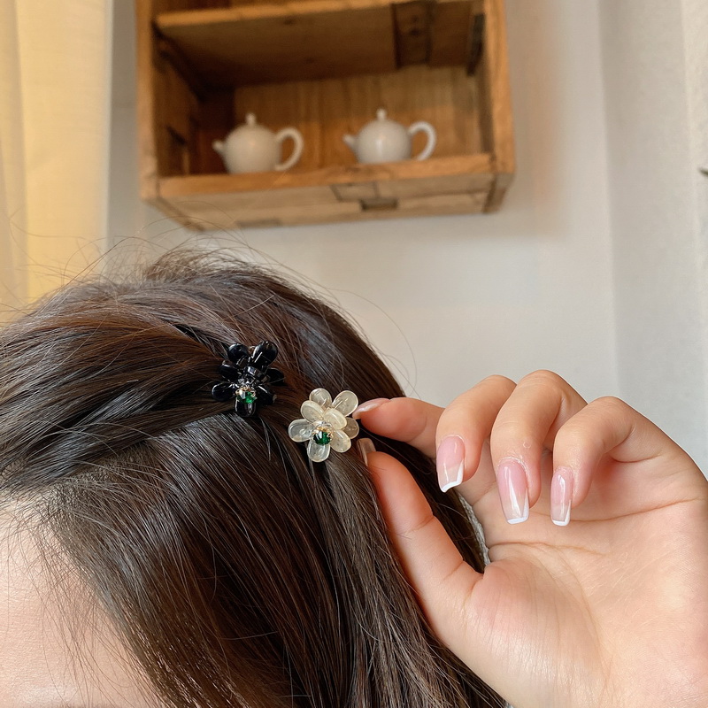 Kẹp tóc mái thiết kế dễ thương phong cách Hàn Quốc dành cho nữ