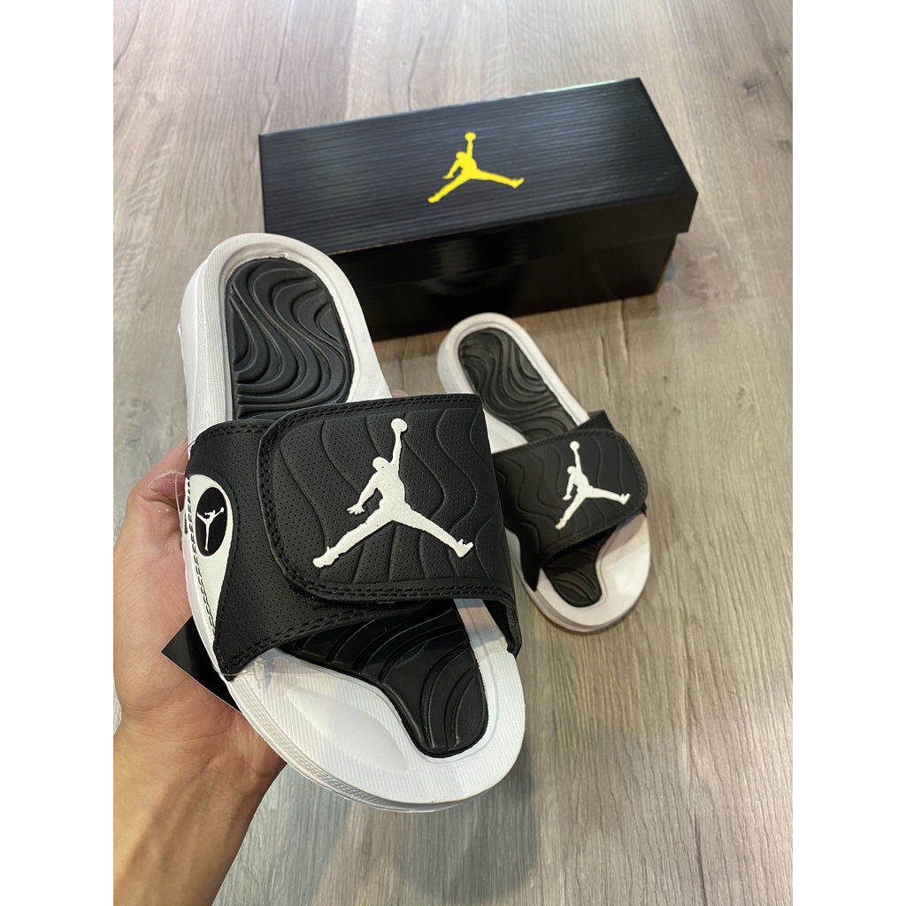 Dép Jordan 3 Nam Nữ - logo trắng