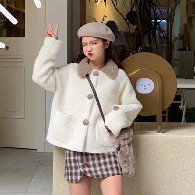 (Có sẵn/ Ảnh thật) Áo khoác ngắn dáng ul | BigBuy360 - bigbuy360.vn