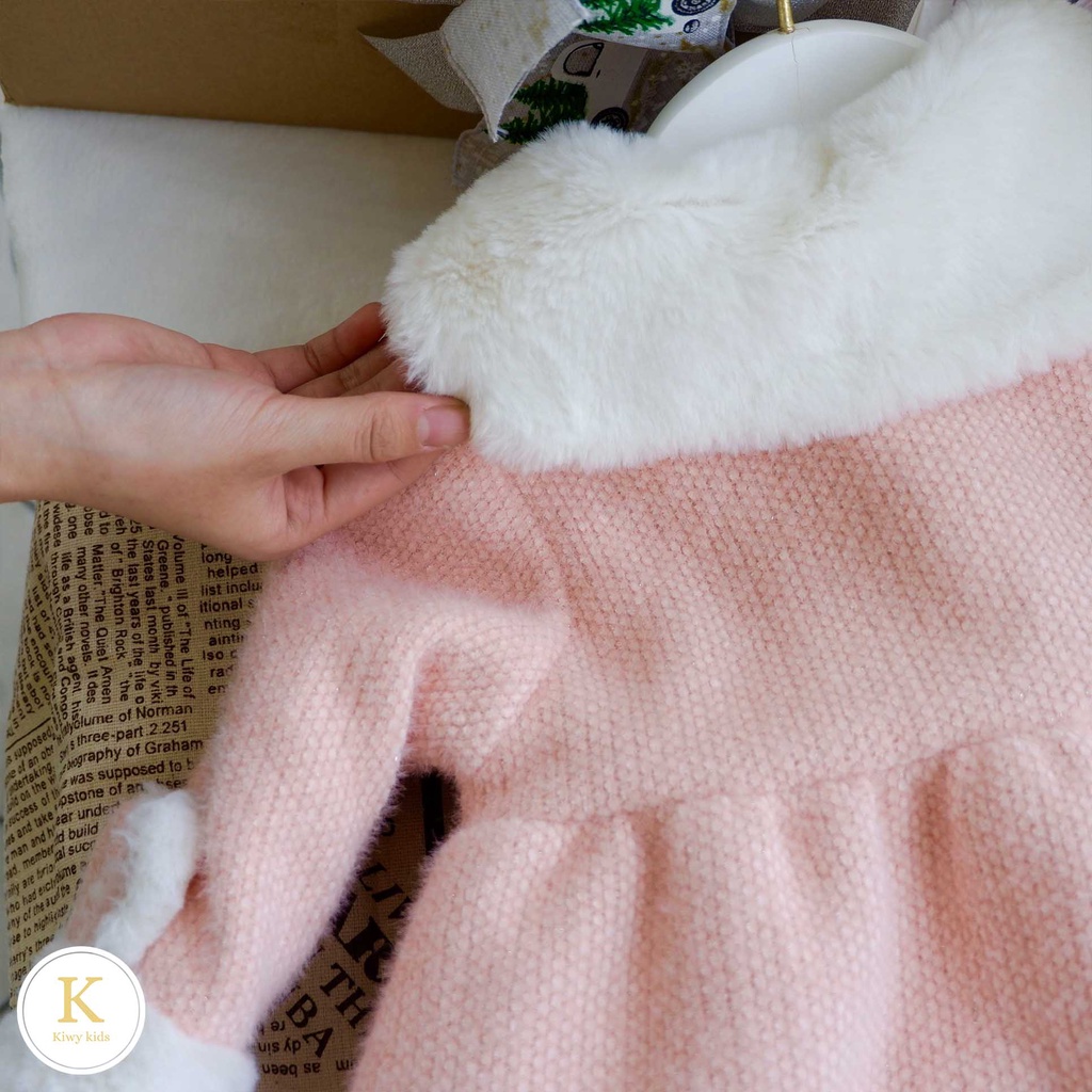 Áo khoác bé gái Kiwy Kids chất liệu len lông có kèm túi bên trong trần bông ấm áp Kids2150 cho bé từ 1 đến 6 tuổi