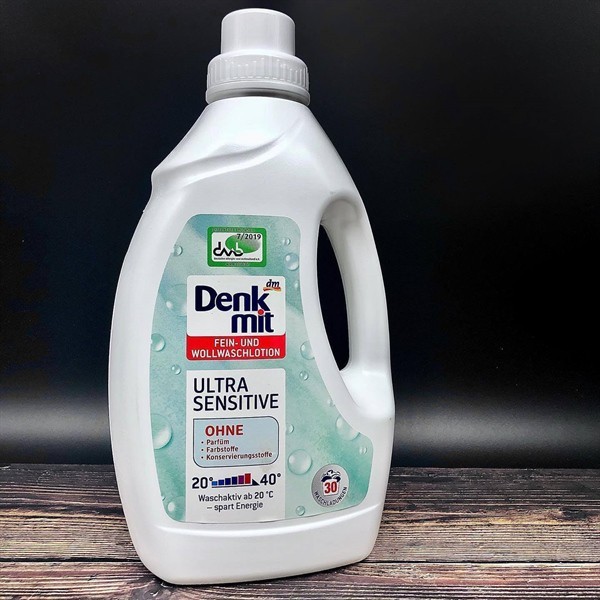 Nước giặt Denkmit Ultra Sensitive 1.5L cho da nhạy cảm làm mềm vải da, len [nhập Đức]