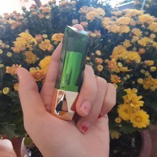 Son đỏ cam