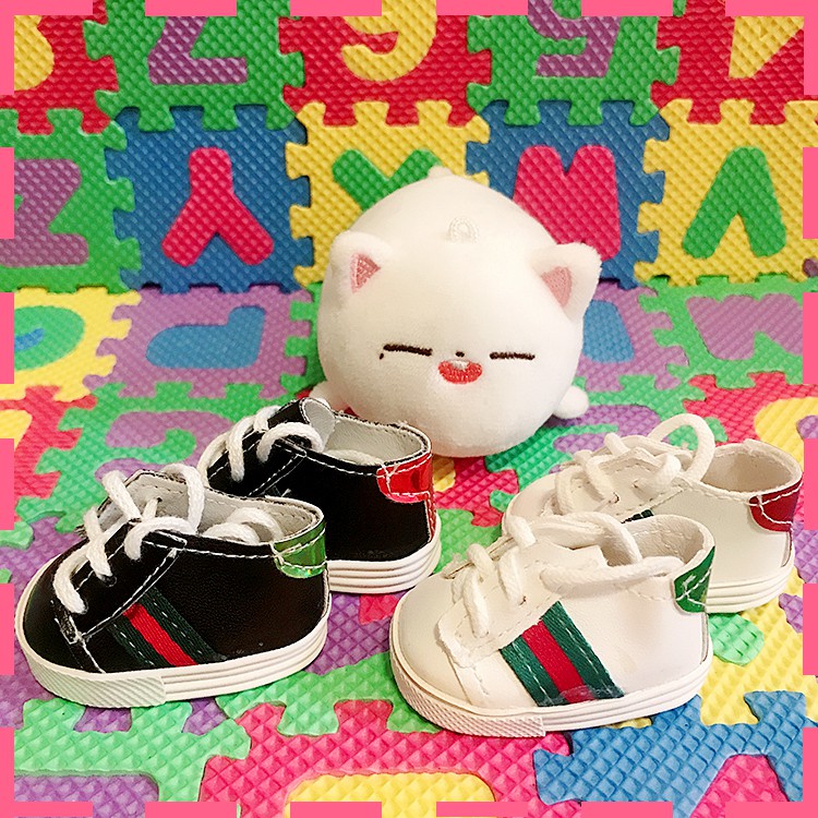 Giày thể thao hàng hiệu cho doll 20cm