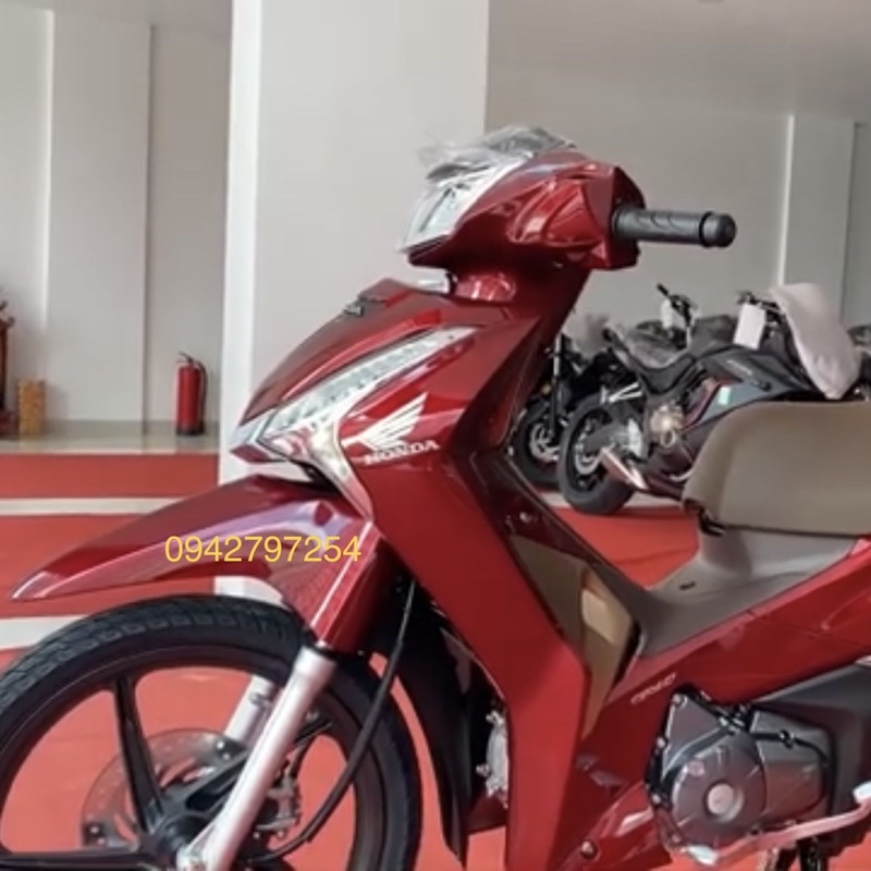 Sơn xe máy Honda Future màu Đỏ đô UR004-1K và UR004-2K Ultra Motorcycle Colors