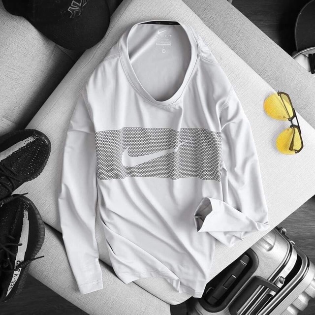 Áo thun nam - mẹ rỳ zlzv | BigBuy360 - bigbuy360.vn