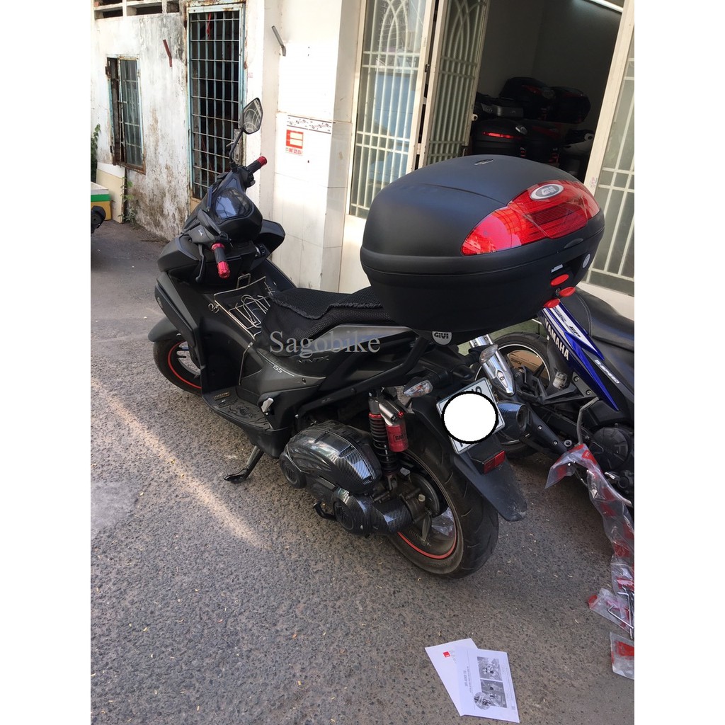 Thùng sau xe NVX thùng Givi E450N và Baga SRV kèm đế đệm M5M chuẩn theo xe