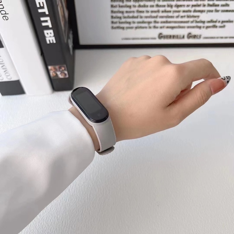 Dây Đeo Thay Thế Chất Liệu Silicon Màu Trơn Cho Xiaomi Mi Band 7 6 5 4 3 2