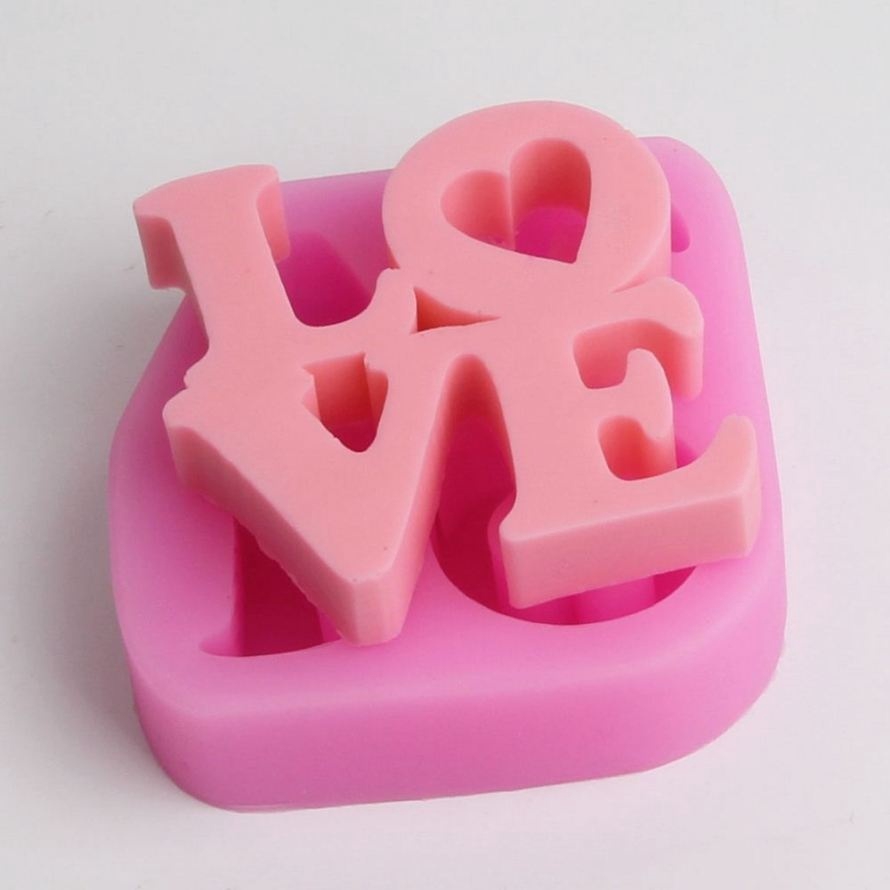 1 Khuôn Làm Bánh, Sô Cô La Hình Chữ Love 3D Bằng Silicone