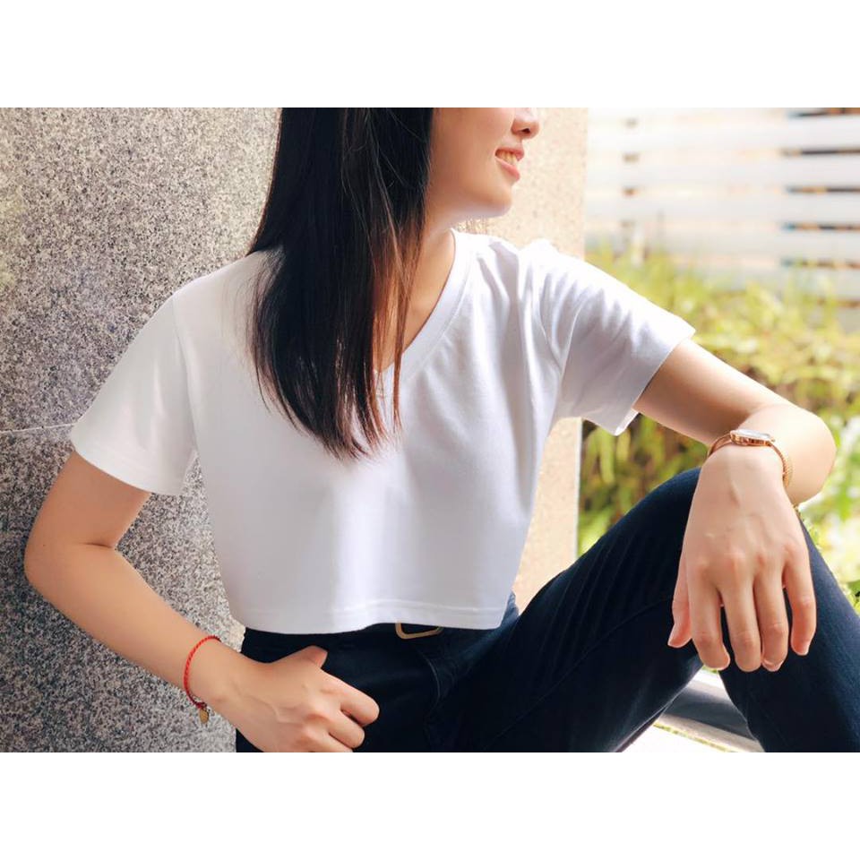 Áo croptop cổ tim