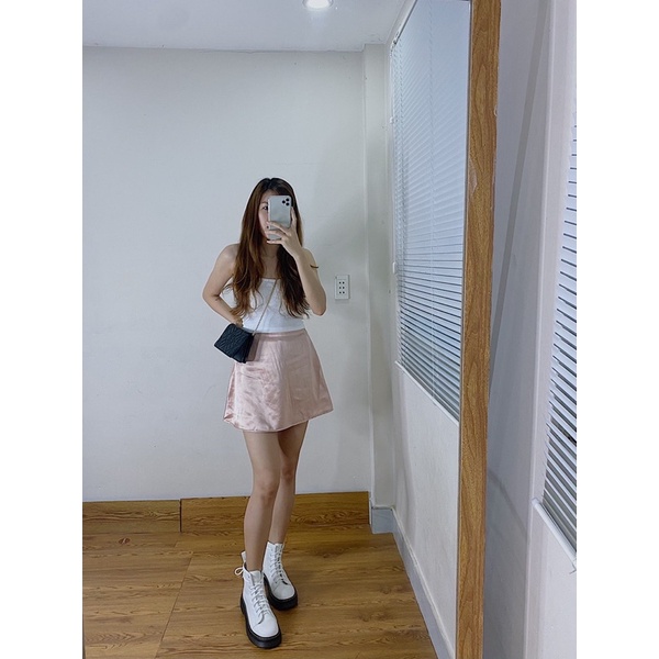 Chân váy lụa ngắn bồng bềnh có lót quần | BigBuy360 - bigbuy360.vn