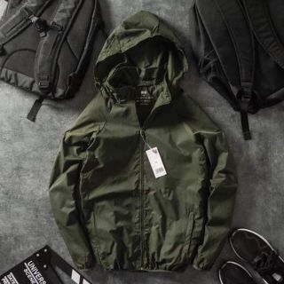 Áo gió nhật uniqlo