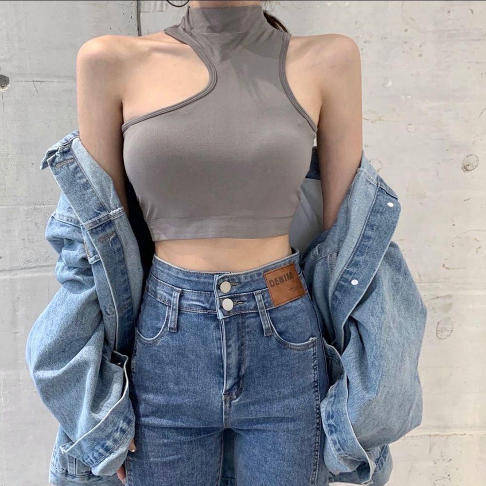 Áo Croptop Thể Thao Không Tay Có Mút Đệm Ngực Thiết Kế Hở Lưng Quyến Rũ Cho Nữ