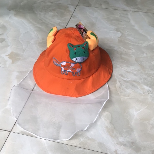 Mũ vành hình trâu kèm khăn voan bé gái