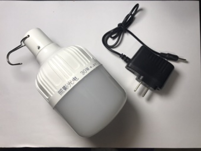 Bóng đèn led siêu sáng sạc điện kèm adapter ( thay thế đèn pin,1 số đèn sạc cồng kềnh khi cúp điện )