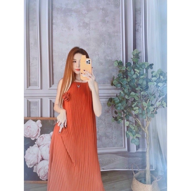 [Hàng đẹp] Đầm dập ly suông cổ yếm đính hoa ngực siêu xinh-hình thật đủ màu. alohashop91