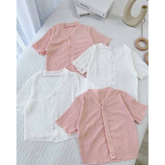 Áo croptop xốp trắng hồng