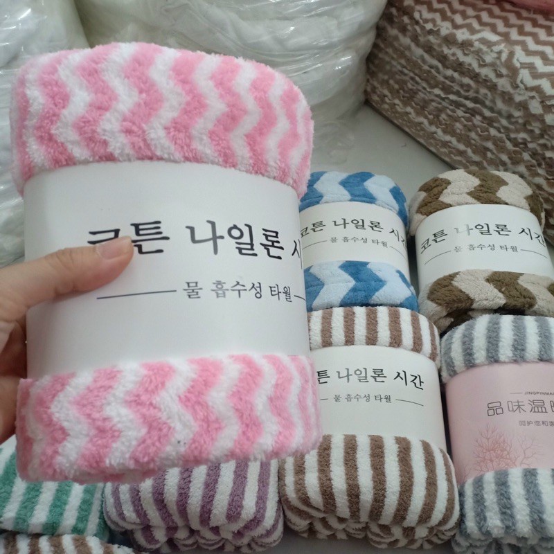 Khăn tắm lông cừu xuất Hàn 70x140cm siêu mềm mịn, siêu thấm nước, thích hợp cho cả gia đình