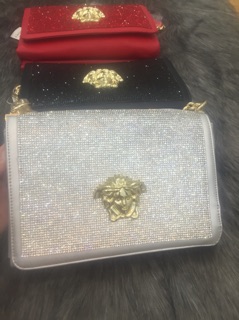 Versace đính đá sang chảnh hót nhất hè 2017