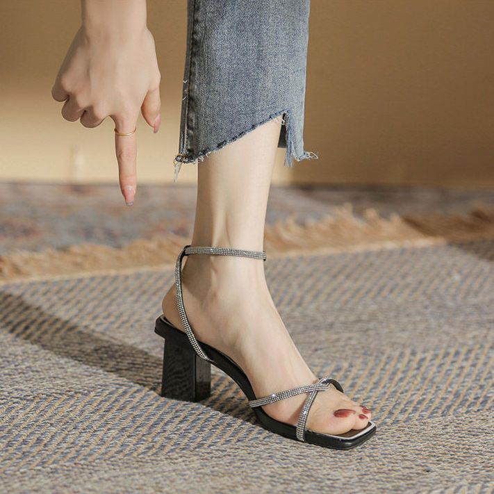 Sandal Cao Gót Thiết Kế Mới Xinh Xắn Thời Trang