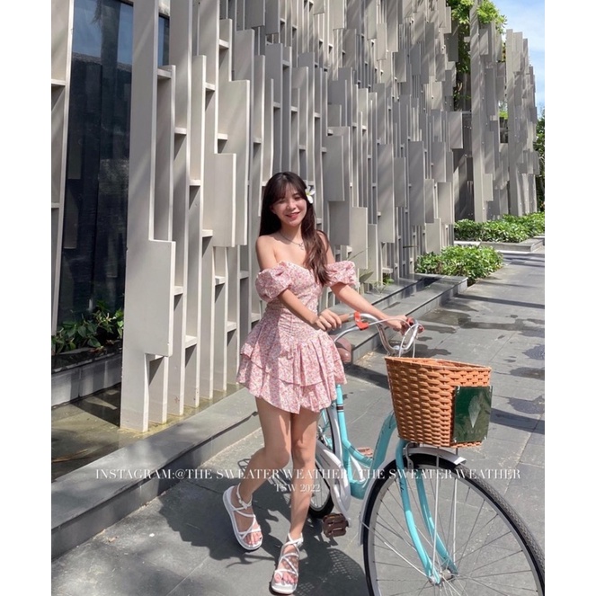 ĐẦM HOA RỚT VAI TẦNG CÚP NGỰC