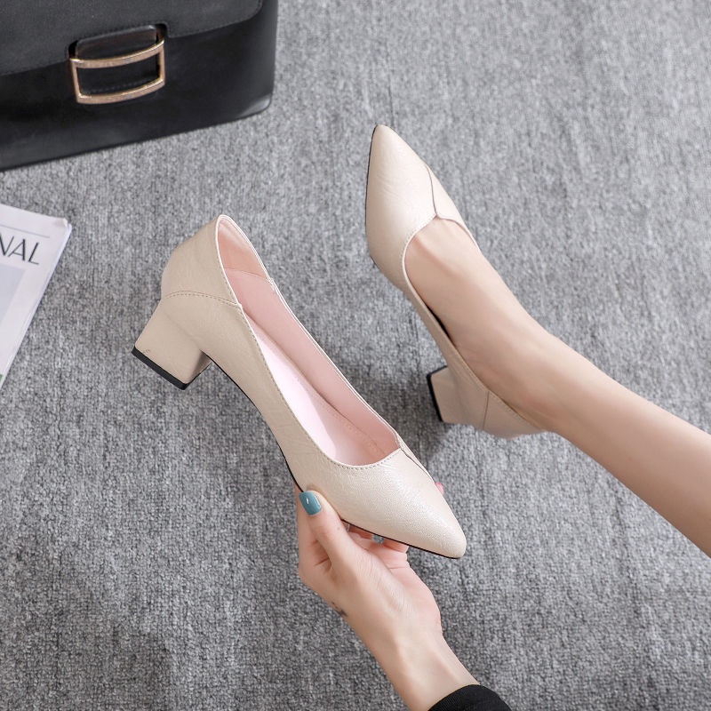 Giày Cao Gót 3~5cm Mũi Nhọn Đế Dày Bằng Da Mềm Thời Trang Mùa Thu Năm 2021 Cho Nữ