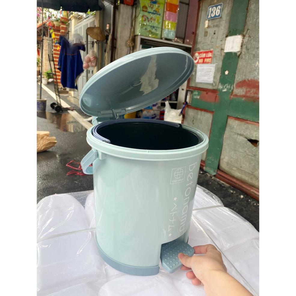 Thùng rác nhựa tròn có đạp chân Hokori mẫu mới Việt NhậtQH